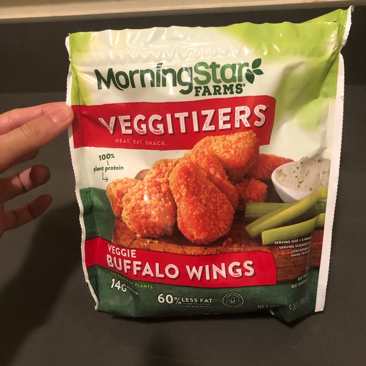 photo of MorningStar Farms Veggitizers Veggie Buffalo Wings shared by @ladylindseybee on  07 Jul 2021 - review