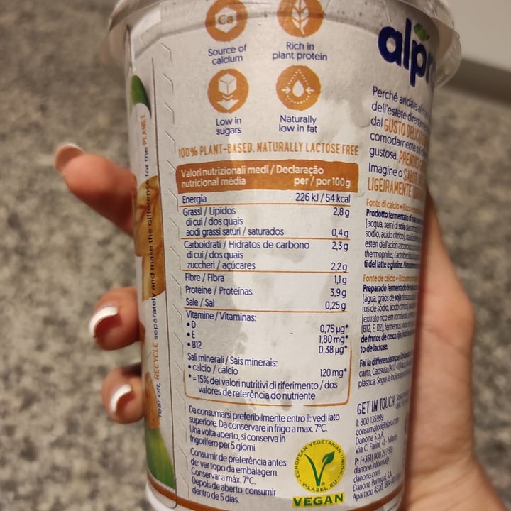 review photo of Alpro Alpro yogurt Almond (Natural) shared by @veganrecipes on 03 Aug 2022 - review