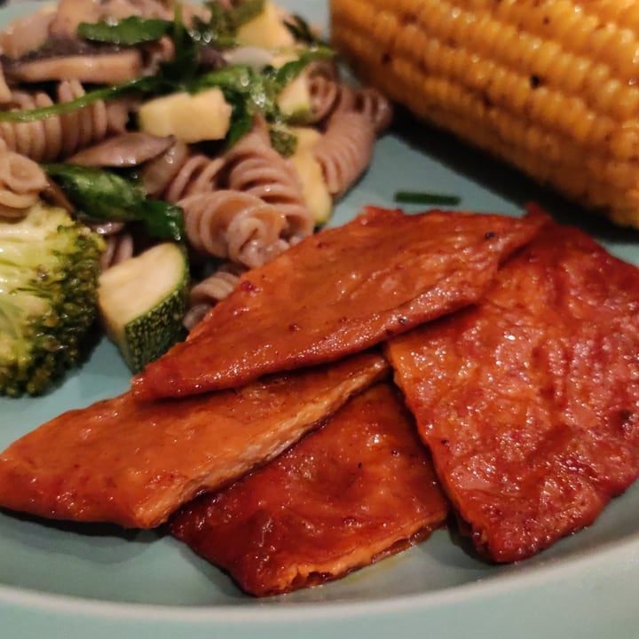 review photo of Healthy Evolution Carne al Adobo shared by @rocioelizabeth on 10 Nov 2021 - review