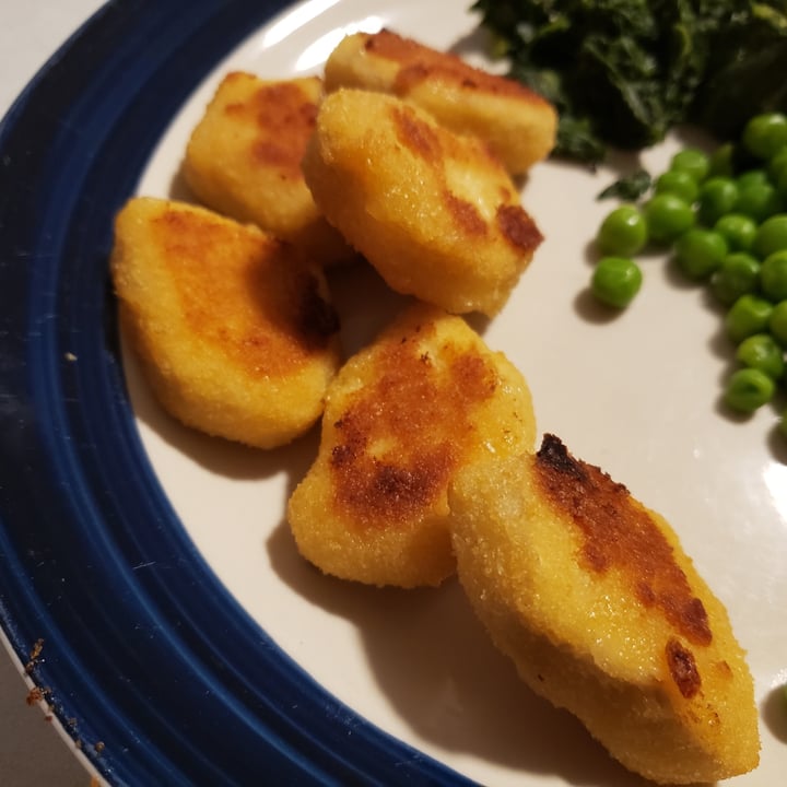 photo of Gardein Crispy Golden Chick’n Nuggets shared by @samwisesamgee on  17 Sep 2021 - review
