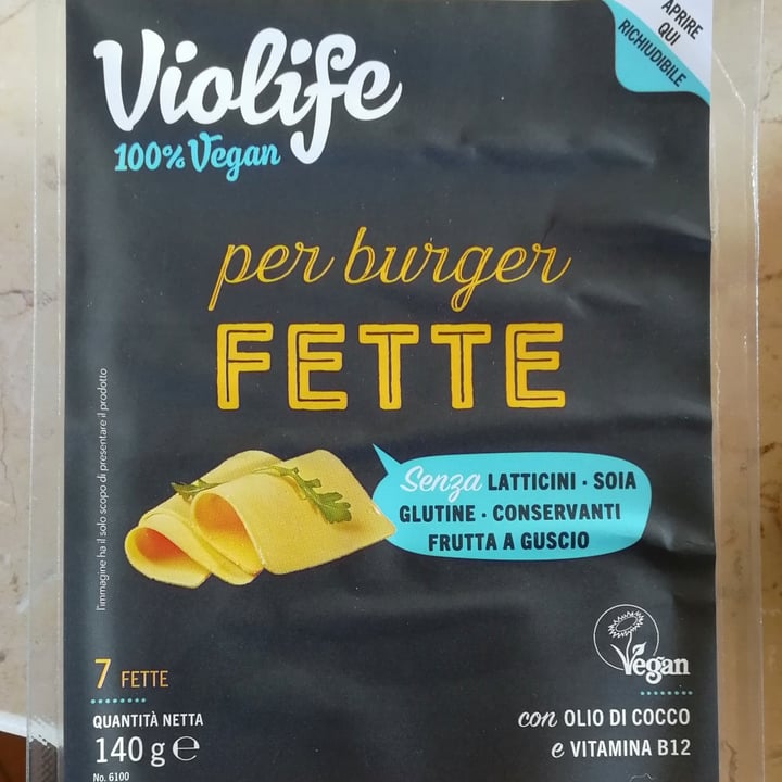 photo of Violife Fette per burger shared by @8bene8 on  08 Dec 2021 - review