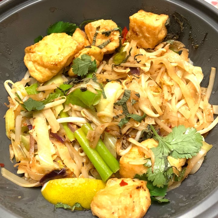 photo of Wagamama Yasai Pad Thai shared by @hwi-noree on  22 May 2022 - review