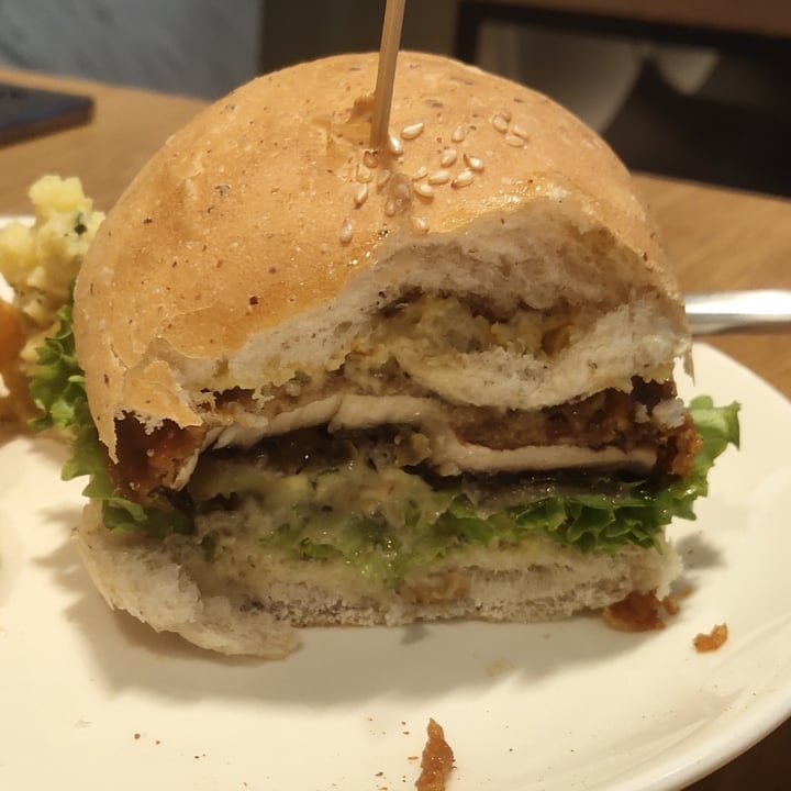 photo of Real Food Portobello mushroom burger shared by @amazinganne on  29 Aug 2020 - review
