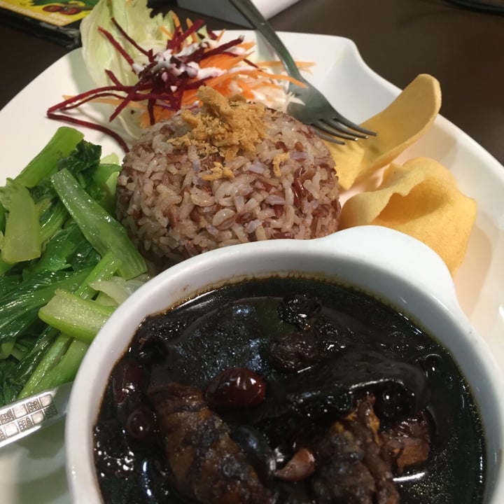 photo of New Green Pasture Cafe Ginger Vinegar Rice Set 薑醋套飯 shared by @georgejacobs on  25 Oct 2018 - review