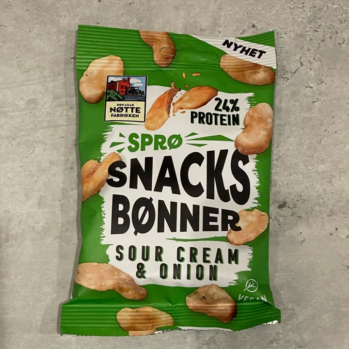 photo of Den lille Nøtte fabrikken Snacks Bønner Sour Cream & Onion shared by @veghead111 on  18 Oct 2022 - review