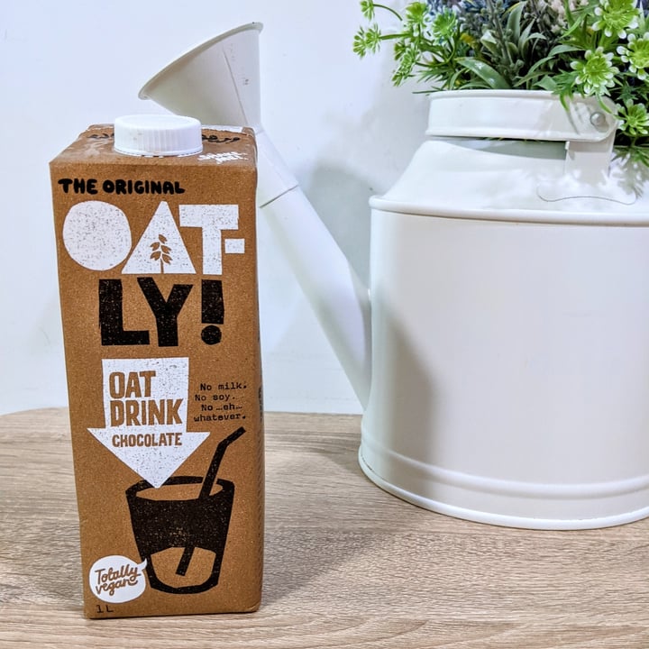 photo of Oatly Oat Drink Chocolate shared by @jellayee on  18 May 2021 - review