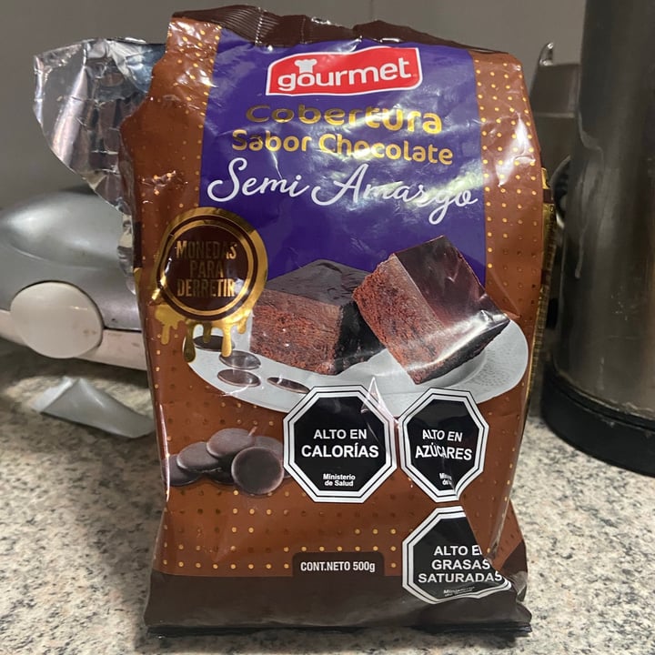 photo of Gourmet. Cobertura Sabor Chocolate Semi Amargo shared by @meliromi-u on  05 Apr 2021 - review