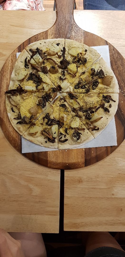 photo of Simply Good Food Vegan Truffle Pizza shared by @weiling on  05 Dec 2019 - review