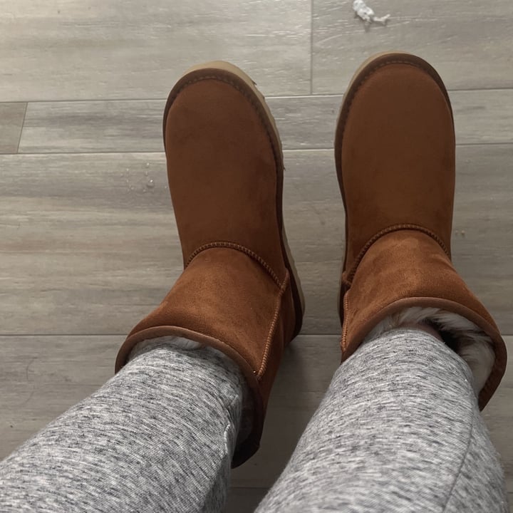 photo of PAWJ Snow Leopard Boots shared by @nursevegan on  05 Jan 2022 - review
