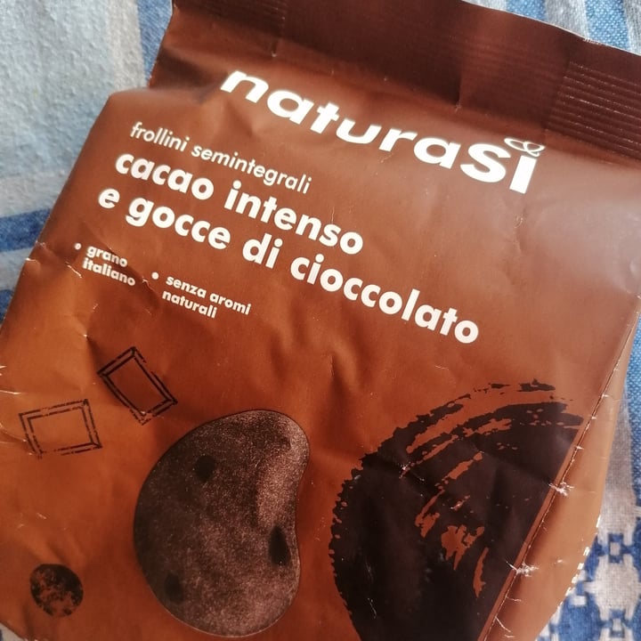 photo of Natura Sì biscotti cacao intenso e gocce di cioccolato shared by @astrid2017 on  05 Nov 2022 - review