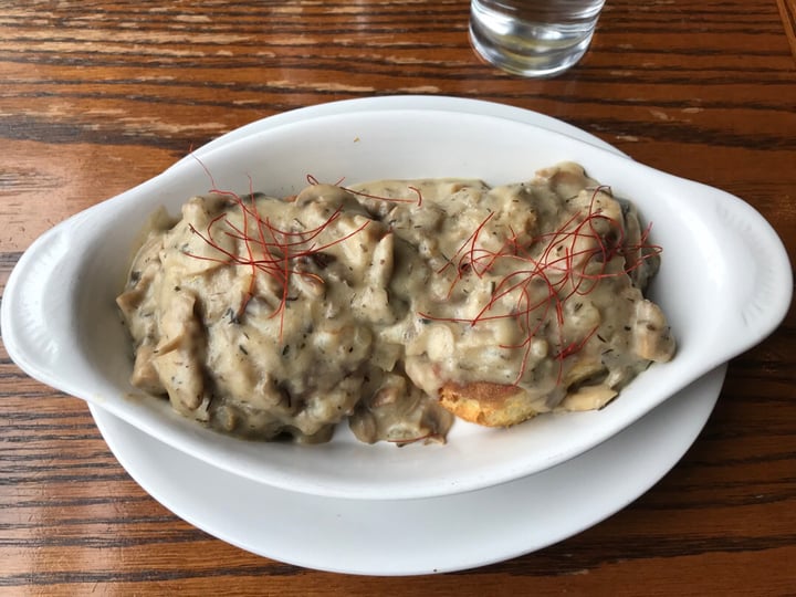 photo of fig + farro Biscuits & Gravy shared by @dianna on  05 Nov 2018 - review