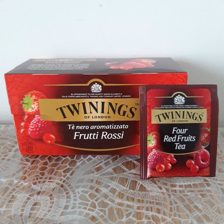 photo of Twinings Tè nero aromatizzato frutti rossi shared by @awareness on  15 May 2021 - review
