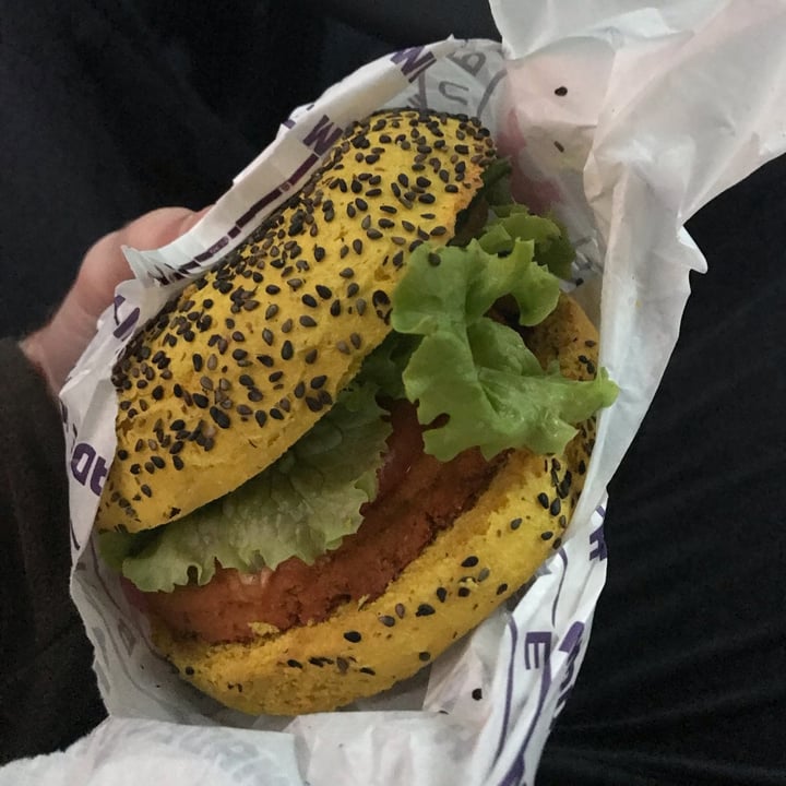 photo of Flower Burger Spicy Cecio shared by @thebear87 on  01 Oct 2022 - review