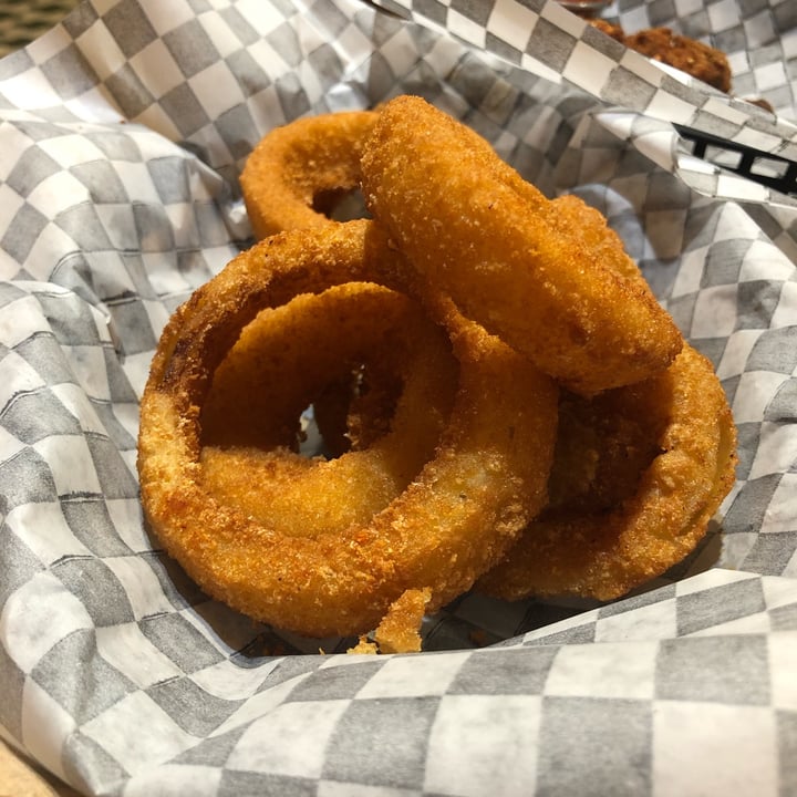 photo of Burger Fiancé onion rings shared by @teresamoretti on  06 Aug 2022 - review