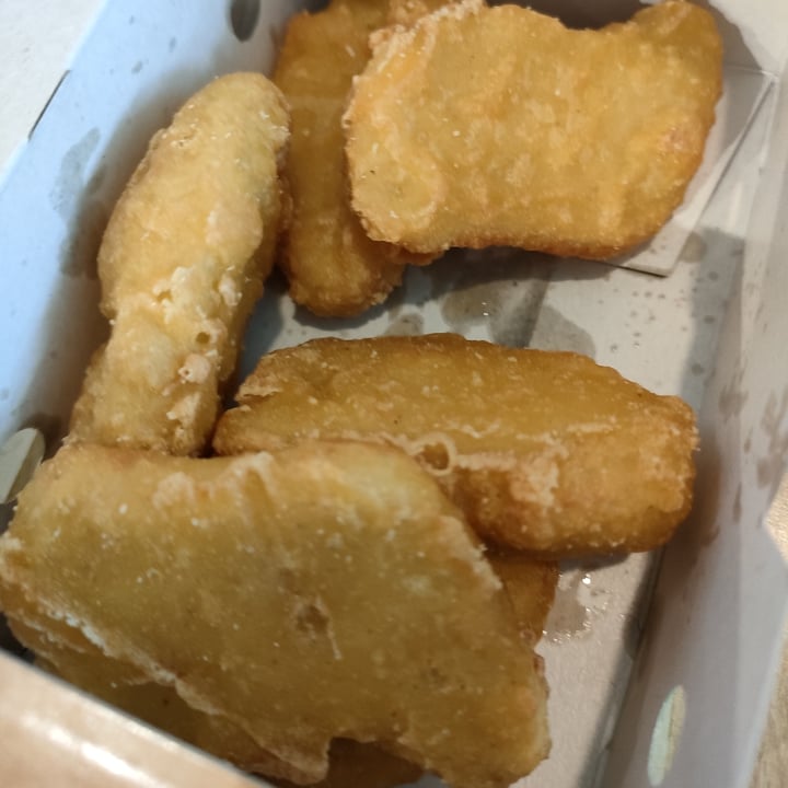review photo of Burger King Vegan Nuggets shared by @beagabbi on 17 Mar 2022 - review