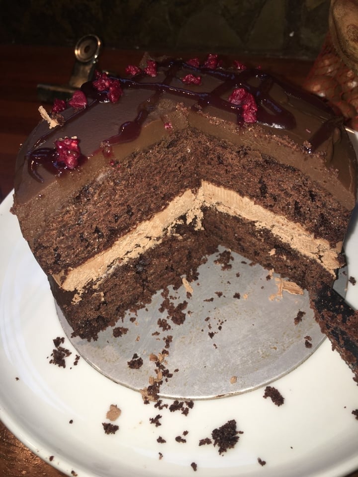 photo of Plantitude Belgian Dark Chocolate Cake 550g shared by @violetandrre on  20 Apr 2020 - review
