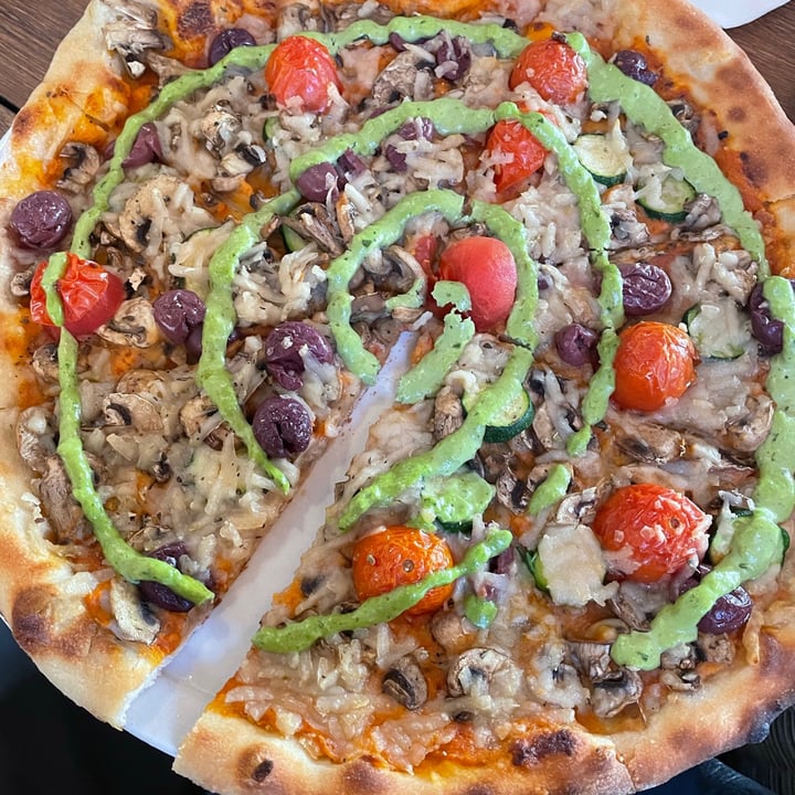 photo of Java Cafe/Bistro Stellenbosch Vegan Pizza shared by @tsbarker on  30 May 2021 - review