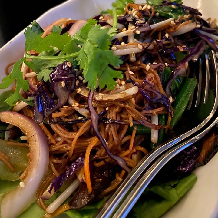 photo of Chopsuey Cafe at Dempsey Long Life Vegetarian Noodles shared by @vegan-everafter on  22 Jul 2021 - review