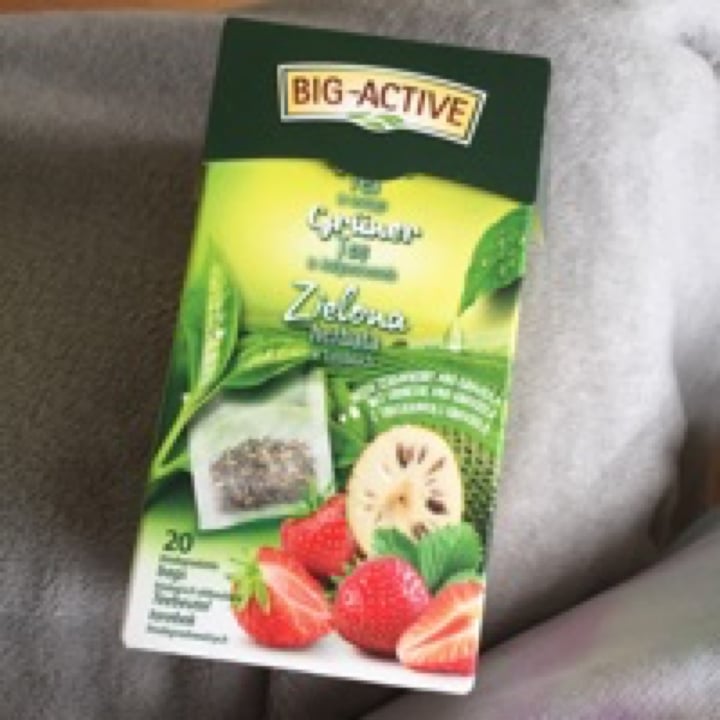 photo of Big active Strawberry and Graviola Green Tea shared by @jxdestevexson on  20 Sep 2021 - review