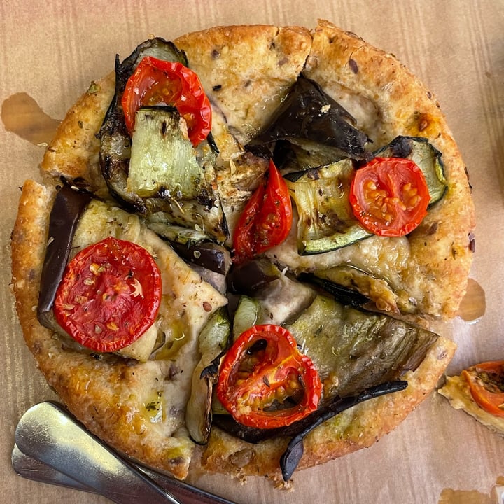 photo of Fram Cafè Bistrot Bio Veg Pizzetta Con Verdure shared by @lassetiereleben on  03 Jul 2022 - review