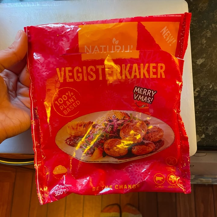 review photo of Naturli' Vegisterkaker shared by @ivetorellana on 29 Oct 2022 - review