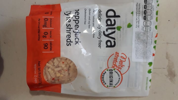photo of Daiya Pepperjack Style Shreds shared by @danyhorn on  13 Dec 2019 - review