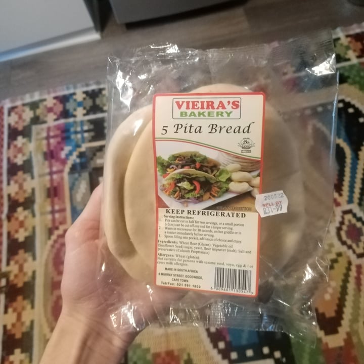 photo of Vieiras bakery 5 Pita Bread shared by @zoezurnamer on  28 Sep 2022 - review