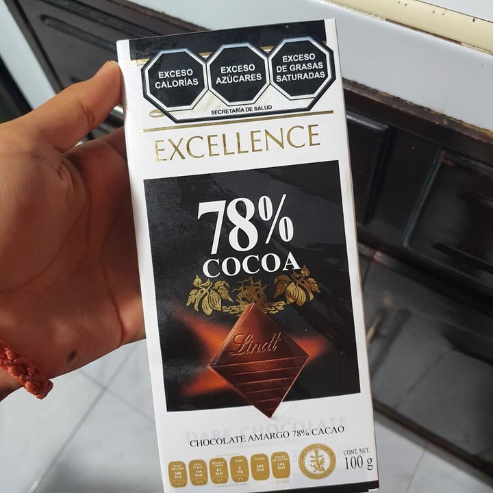 photo of Lindt 70% Cocoa Dark Chocolate Excellence Bar shared by @valgmon on  27 Nov 2020 - review