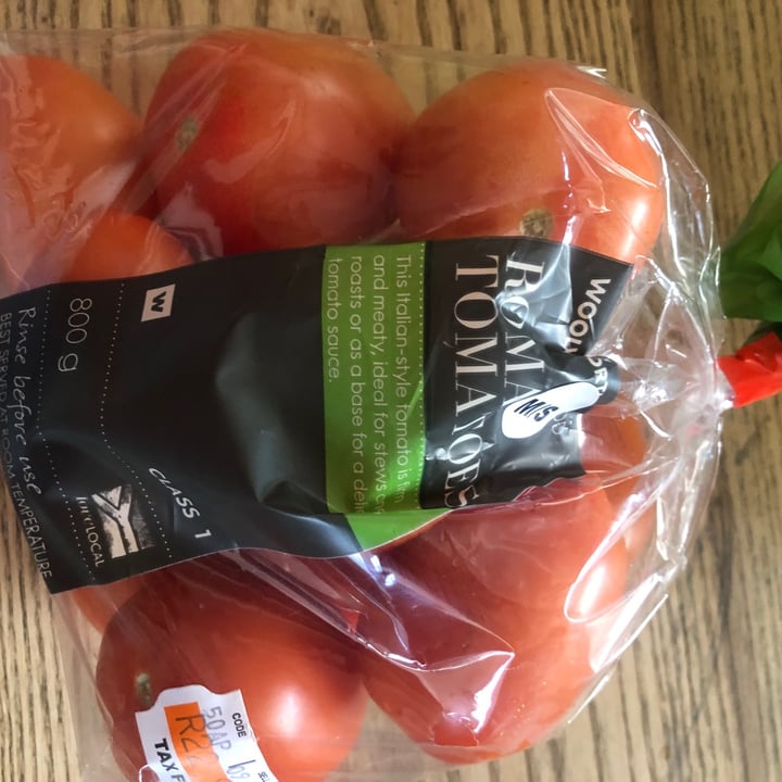 photo of Woolworths Food Roma tomatoes shared by @phoebekon2 on  07 Jul 2020 - review