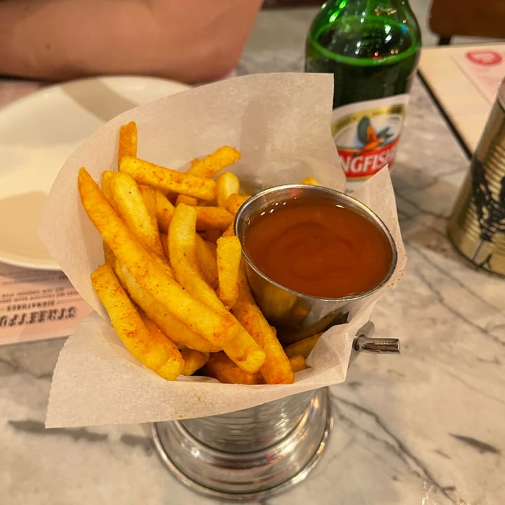 photo of eatDOORI Masala Fries shared by @dielle on  15 Mar 2022 - review
