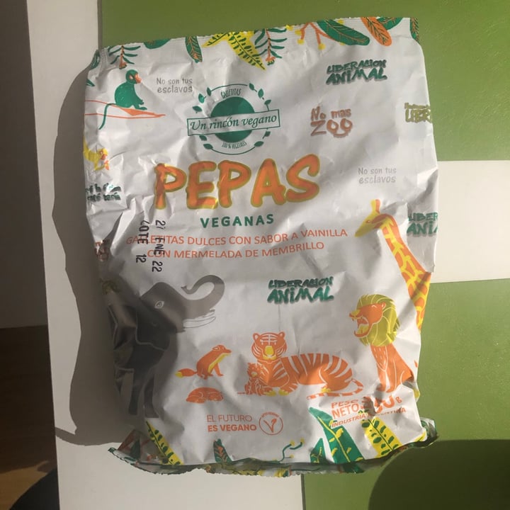 photo of Un Rincón Vegano Pepas Galletitas Dulces con Sabor a Vainilla con Mermelada de Membrillo shared by @sergeipau on  12 Aug 2021 - review