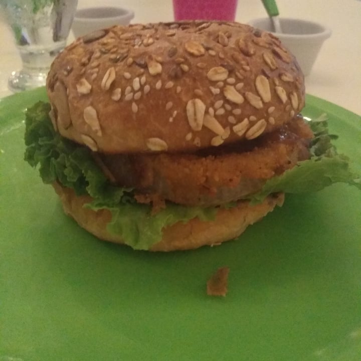 photo of Antojito con Amor Hamburguesa BBQ (lentejas) shared by @danyrc on  25 Jul 2021 - review