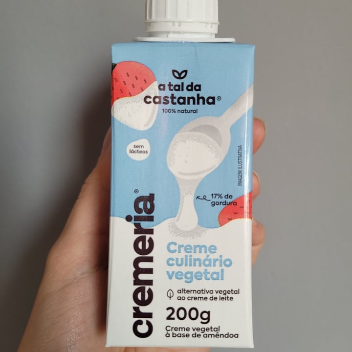 photo of A Tal da Castanha creme culinario vegetal shared by @victorialeonel on  01 Jul 2022 - review