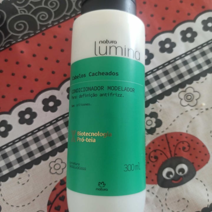 photo of Natura Acondicionador Modelador Lumina shared by @leticiarodrigues on  25 Apr 2022 - review