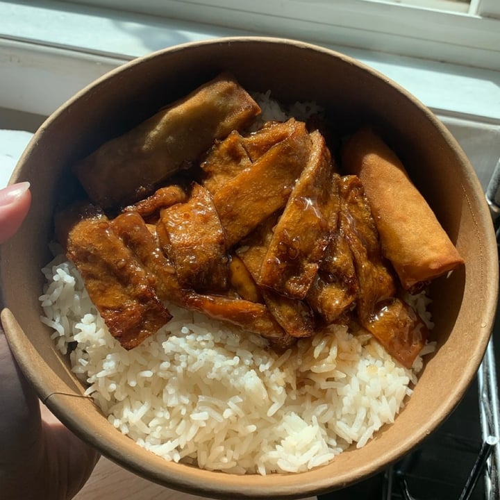 review photo of Charlie's Chopsticks Upper James tofu rice bowl shared by @stephanierae on 12 May 2022 - review