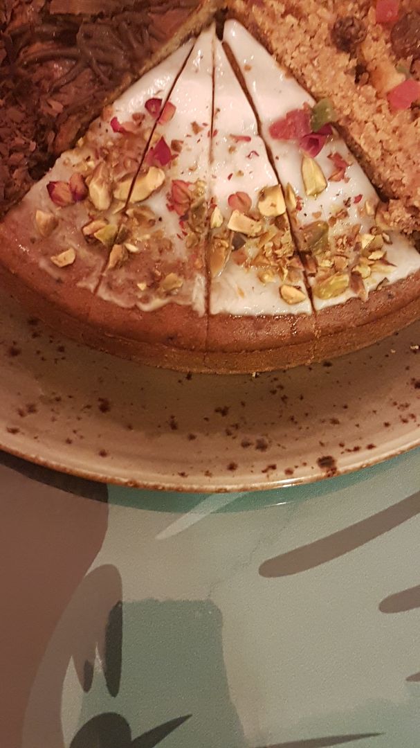 photo of Well Dressed Salad Bar French vanilla rose cake shared by @celinabina0405 on  19 Dec 2019 - review