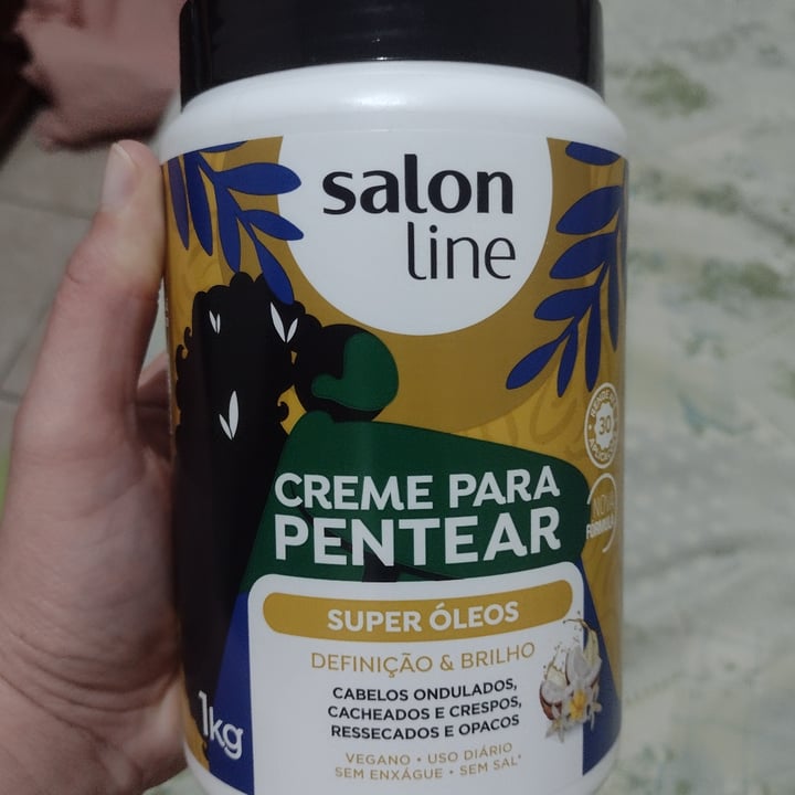 photo of Salon line Salon Line Creme Para Pentear Super Óleos shared by @arruviviane on  08 Nov 2022 - review