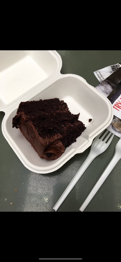 photo of Simply V Chocolate cake shared by @ciararichards on  12 Apr 2019 - review