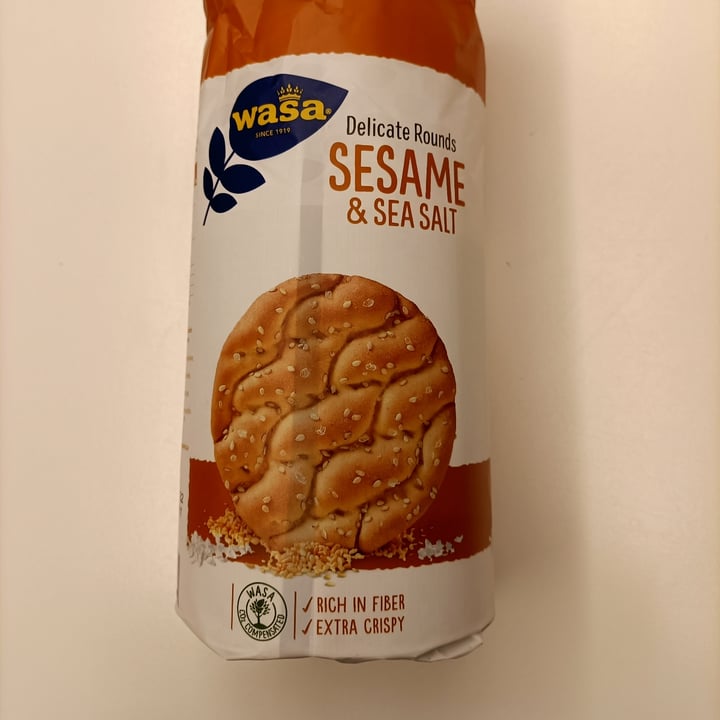 photo of Wasa Delicate rounds sesame e sea salt shared by @valeriedarkblue on  15 Dec 2021 - review
