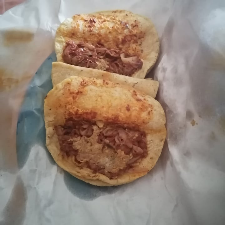 photo of Los Plantados Tacos de canasta shared by @ossus on  27 Jun 2022 - review