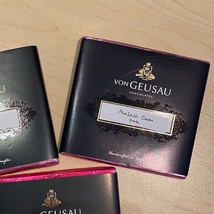 review photo of Von Geusau Hazelnut Crunch shared by @jkim21293 on 31 Mar 2021 - review