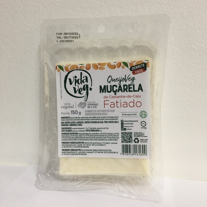 photo of Vida Veg Queijo muçarela em fatias shared by @goreti on  12 May 2022 - review