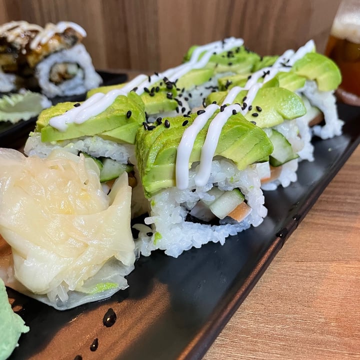 photo of Lucky Cat Avocado Maki shared by @madvegbabe on  02 Apr 2021 - review