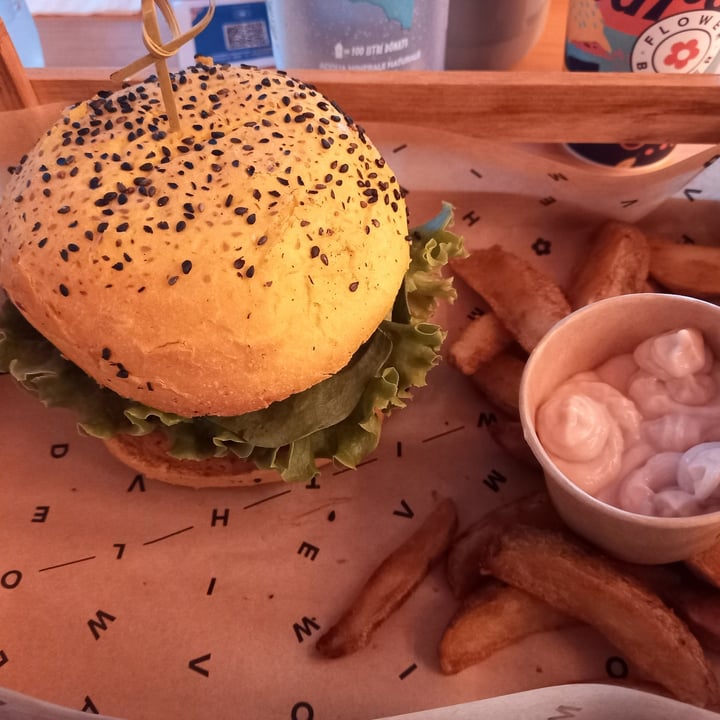 photo of Flower Burger Spicy Cecio shared by @hysoka on  06 Jul 2022 - review