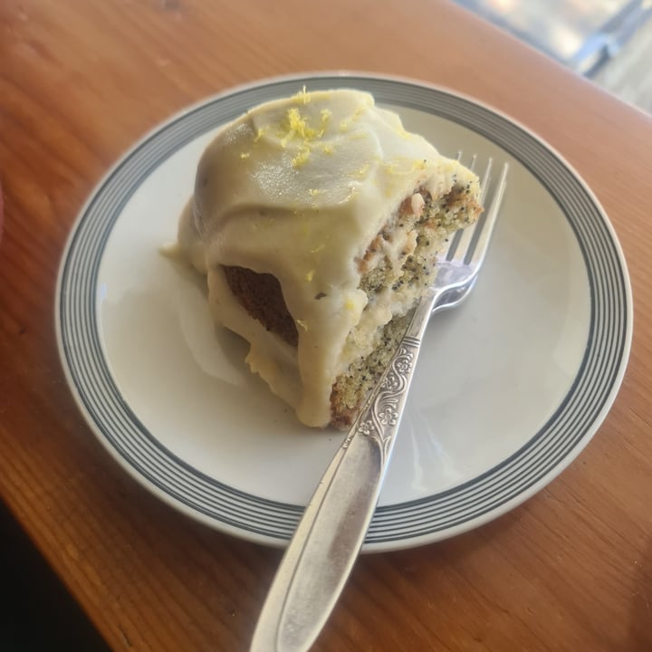 review photo of Plantbased Wholefoods Lemon & Poppyseed Cake shared by @jordanblair on 17 Sep 2022 - review