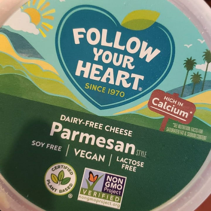 photo of Follow Your Heart Dairy-Free Parmesan Shredded shared by @korbinbarks5000 on  31 Aug 2021 - review