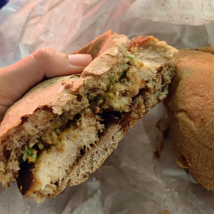 photo of Three Buns Quayside TiNDLE™ Hustle shared by @fourdollars on  23 Apr 2021 - review