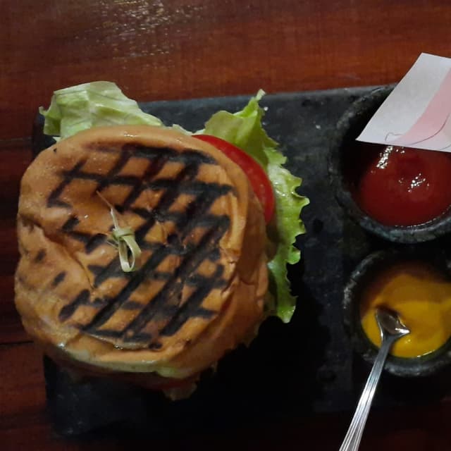 Photo of the dish “Hamburguer De Cogumelos”