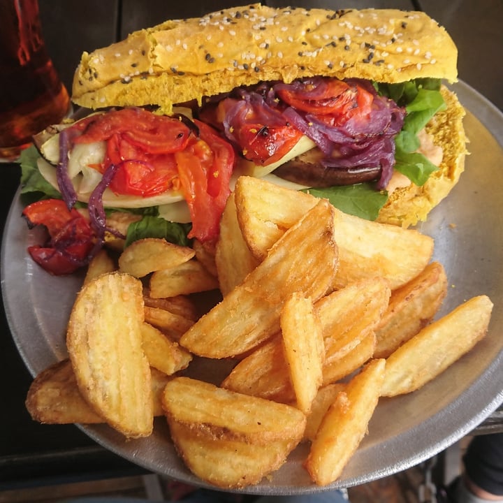 photo of Maleza Bariloche Coffee & Beer Sandwich Helecho shared by @m4rtii on  08 May 2021 - review