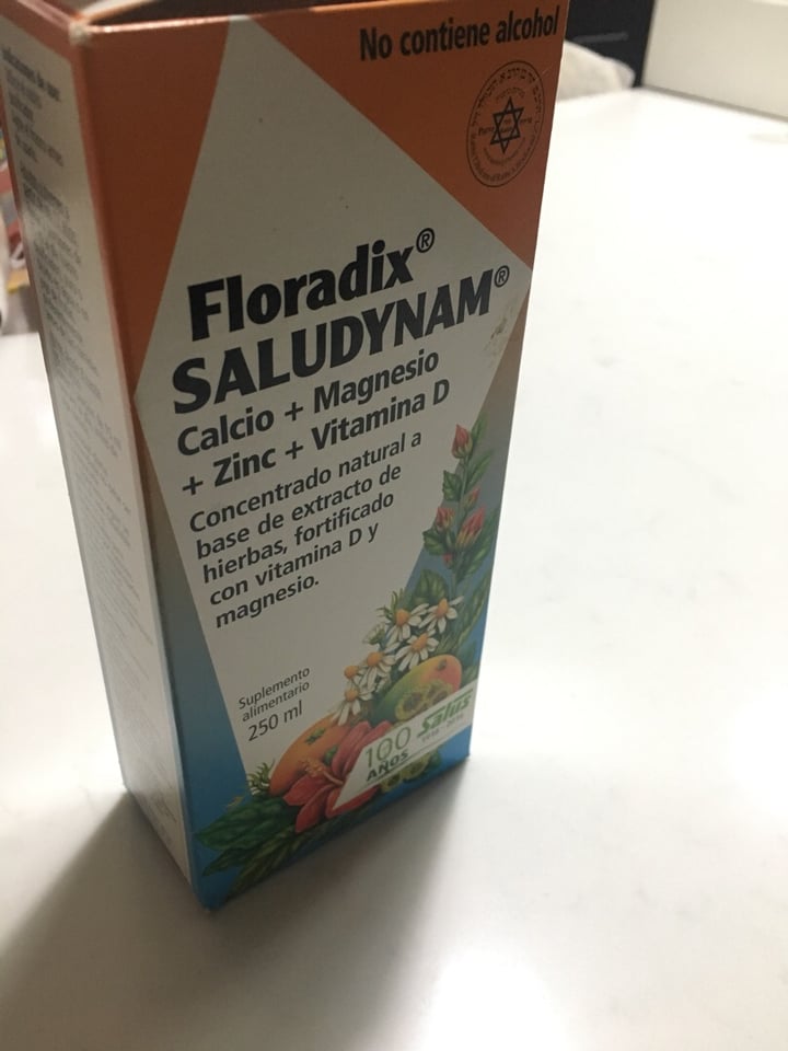 photo of Floradix Saludynam Calcio+Magnesio+ zinc + Vitamina D shared by @romiulloac on  20 Feb 2020 - review